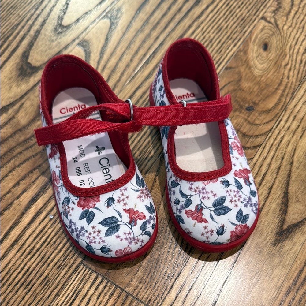 Cienta Red Floral Kids Mary Jane Shoes